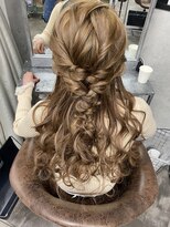 編み下ろしハーフアップ