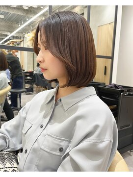 グロー 大宮(GLROW) □ 韓国大宮顔周り髪質改善レイヤー前髪カットタンバルモリ