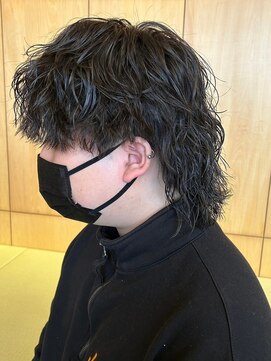 ヒュイル バイ ニアウ(Hwyl by Niau) メンズマッシュパーマツイストスパイラルパーマニュアンスパーマ