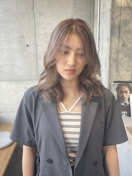 アトリエノエラ(Atelier Noella) ハイトーンベージュ【高田隼輔】