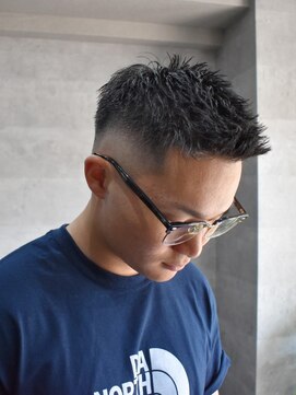 バーバーハウス ラヴィ(Barber House Lavie) ハイフェード