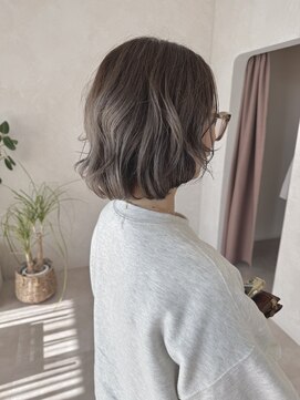 イルプロム 御厨店(illuprom.) ショートボブ