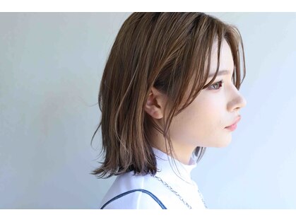 エイチエスティー(Hst)の写真