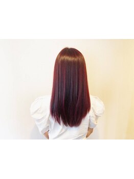 【三国ヶ丘駅徒歩8分】アミノ酸や低アルカリで髪へのダメージを抑えつつ発色が良いのが人気!《キャラデコ》