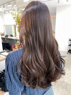 ビビバイベル(BiVi by BHEL) 桑名ロングレイヤーカットハッシュカット透明感カラー重めロング