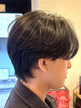 オーシャントーキョー(OCEAN TOKYO) 韓国マッシュフェザーパーマニュアンスパーマセンターパート黒髪