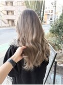 艶、透明感抜群のミルクティーグレージュ◎