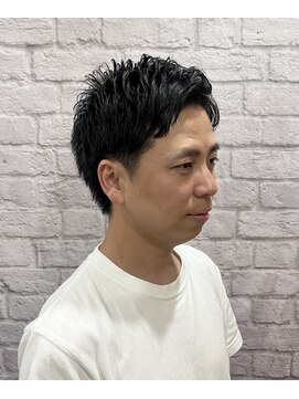 グレイスフルバーバー 赤坂見附店 ツーブロスパイキーショート