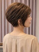 フラワーズ(Flowers)&nbsp;白髪染め ショートボブ ベージュカラー 白髪ぼかし ツヤ髪 40代