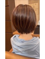 ヴィサージュクルー(VISAGE crew) コンパクトショート!お顔と首に自然に沿うフォルムで小顔に!
