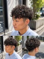 ゼロスバーバー(0's BARBER SHOP)&nbsp;束感刈り上げスペインカール外国人風人気流行メンズ