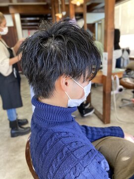 ヤソ(yaso) 束感前下がりショート