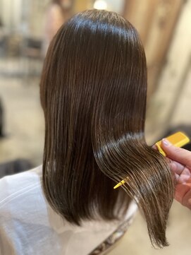 ロイジー(roijir) 【roijir 表参道】艶髪グレー×髪質改善トリートメント