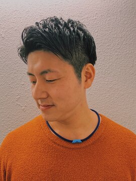 ヒロギンザプレミアムバーバースパ パレスホテル店(HIRO GINZA) ツーブロック×アップバング/大手町/理容室