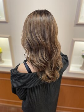 ヴィアンジュ 浦和コルソ店(Vie Ange) 韓国風ツヤツヤグロスベージュカラー