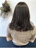 オリーブグレージュ/切りっぱなし/艶カラー