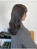 オリーブグレージュ