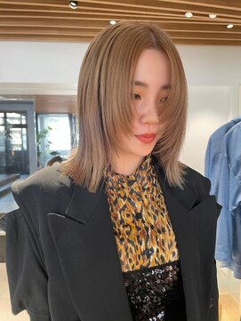 アオイ(aoi.) ブロンドベージュ