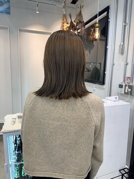 ロカ 表参道(loka) ボブ/アッシュベージュ[表参道/ブリーチ/ハイライト]Mai