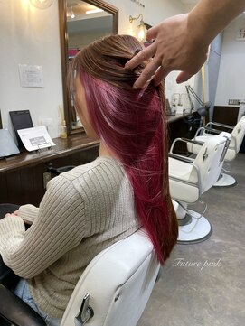 ムーブ(Moob) フェミニンで華やかな雰囲気インナーピンクカラー【別府】