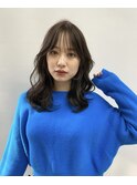 セミロング　グレージュ　前髪　透明感カラー