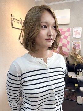 ナジック(749) ボブ×ミルクティーベージュ