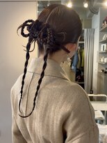 ランド(LAND)&nbsp;三つ編みツインアレンジ　ヘアセット　結婚式　アップスタイル