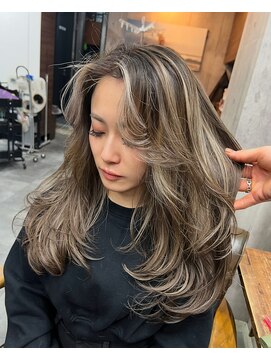 ラフ 難波店(LAFF) バレイヤージュ/シャドウルーツ/ハイライト/レイヤーカット