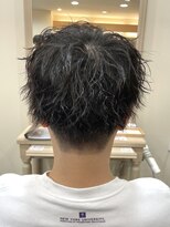 アルターリール(aL ter Rire)&nbsp;MEN’S HAIR/サーフカール/刈り上げセンターパート/中村