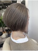 白髪ショートボブ白髪ぼかしハイライトカラーヘッドスパ