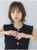 透け感ベージュ×外ハネボブ