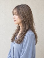 ベルス(bellus)&nbsp;顔周りレイヤー×オリーブグレージュ　20代　30代　40代