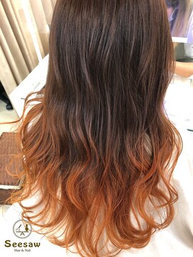 ヘアアンドネイル シーソー(Hair&Nail Seesaw) グラデーションカラー