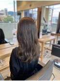 透明感と柔らかさに包まれるカラー