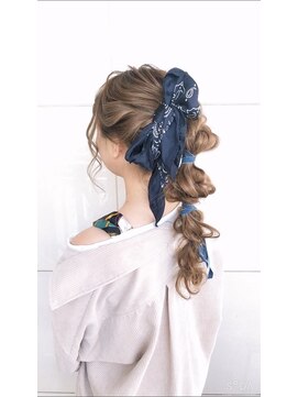 アミカ(Amica) スカーフ組み合わせた三つ編みセット☆普段アレンジ/お出かけ