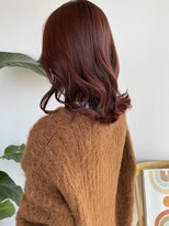 シェル 津山の手店(shel)&nbsp;20代30代艶感カシスレッドふんわりくびれミディアム