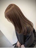 うるツヤストレートロング×ツヤ感ブラウン
