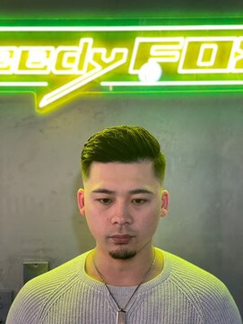 グリーディーフォックス 代々木(Greedy FOX) アップバング/ツーブロックマッシュ/束感/波巻き[シェービング]