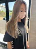ホワイト☆レイヤーカット