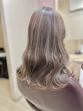 ヘアアンドメイク マオ(HAIR&MAKE MA`O) ハイライトカラー