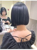 黒髪大人前下がりボブ