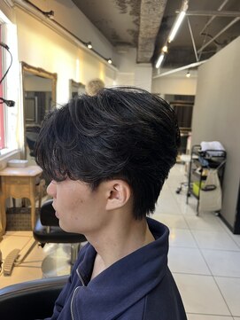 アイズ 海老名(AIZU) センターパートウルフ カルマパーマ ニュアンスパーマ