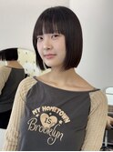 プツッと切りっぱなしボブ