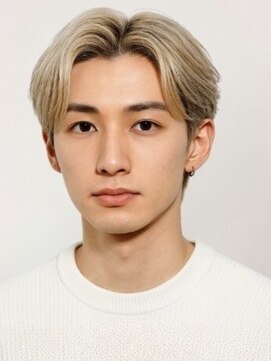 セプト 博多(SEPT.) ブリーチ ハイトーン センターパート ツーブロック ブロンド