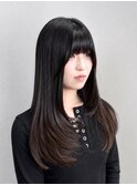 艶感ストレートロング×レイヤーカット