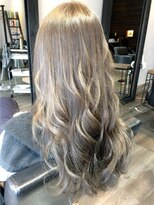 ハイラス(HAIRAS)&nbsp;【HAIRAS】こだわりの外国人風グレージュハイライトカラー☆