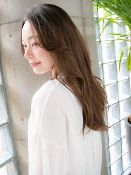 リリアン 青山(relian) 後ろ姿まで美人☆