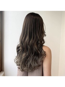 レガロ(REGALO RESORT) MIO＊外国人風グレージュ