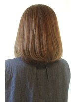 レウナ 外苑前(Reuna)&nbsp;【30代40代50代】カットで決まる上品で丸みあるひし形ボブ