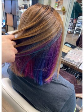 ブロッサム 富士見市 みずほ台(Blossom) 個性的インナーカラー